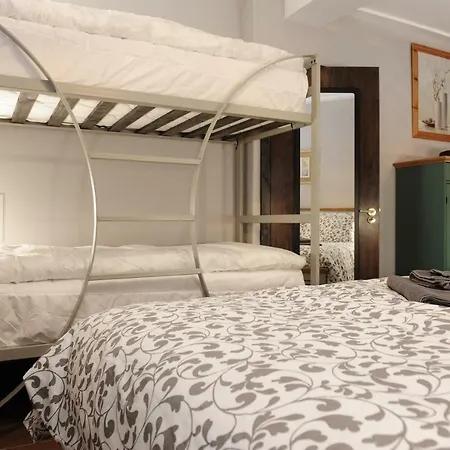 Holiday home Talbot Coach House
