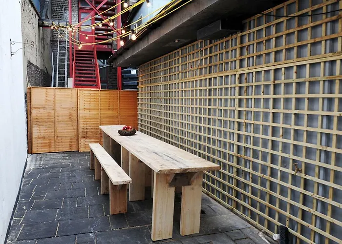 Talbot Coach House *