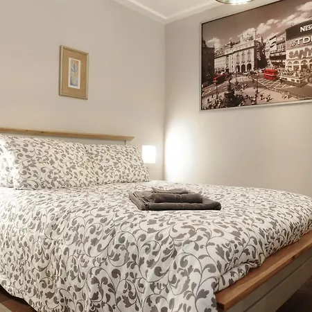 Talbot Coach House *